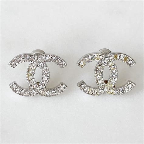 chanel earrings belgium|Meer.